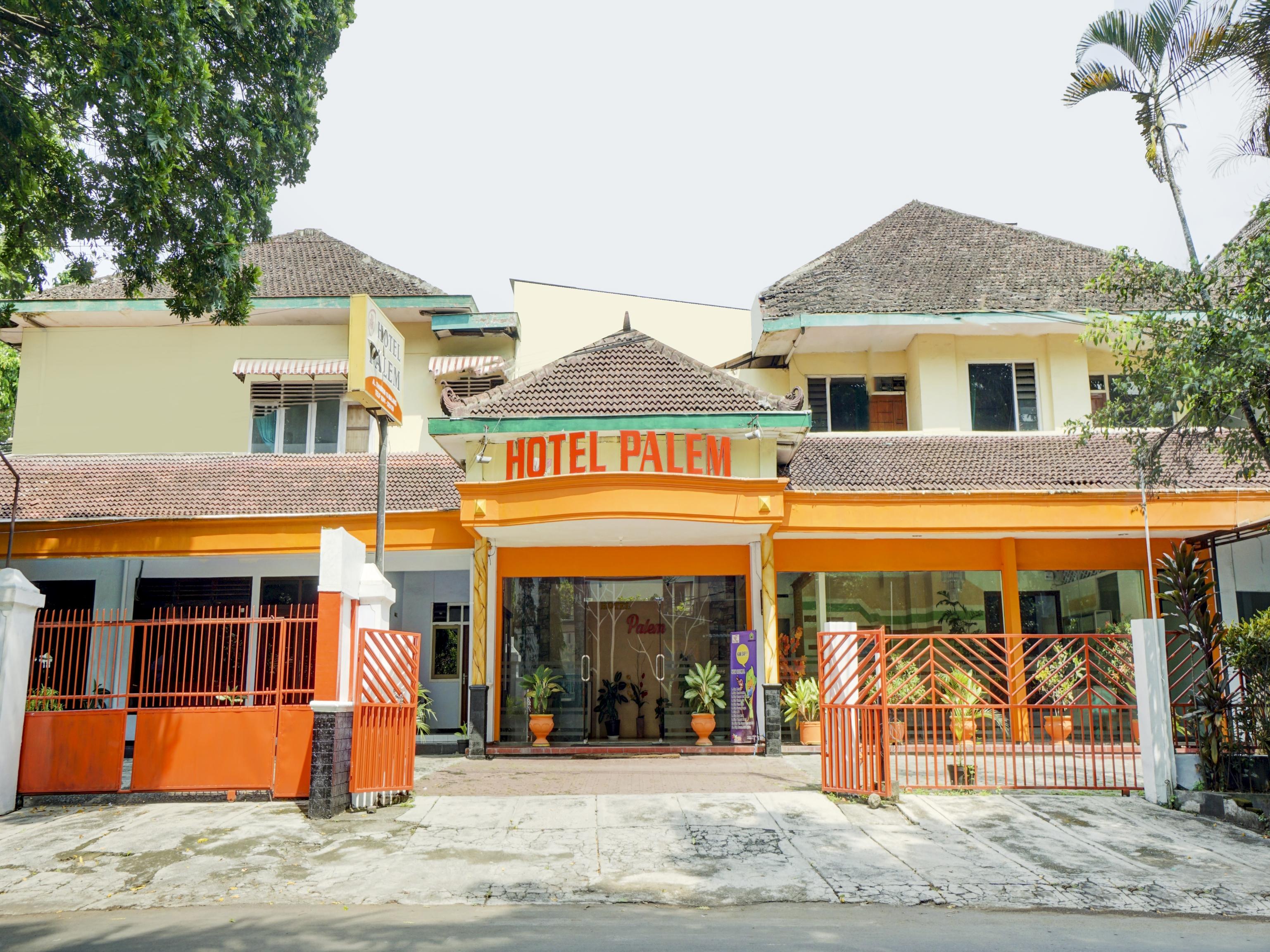 Hotel Palem 2 Syariah Malang Redpartner Exterior photo