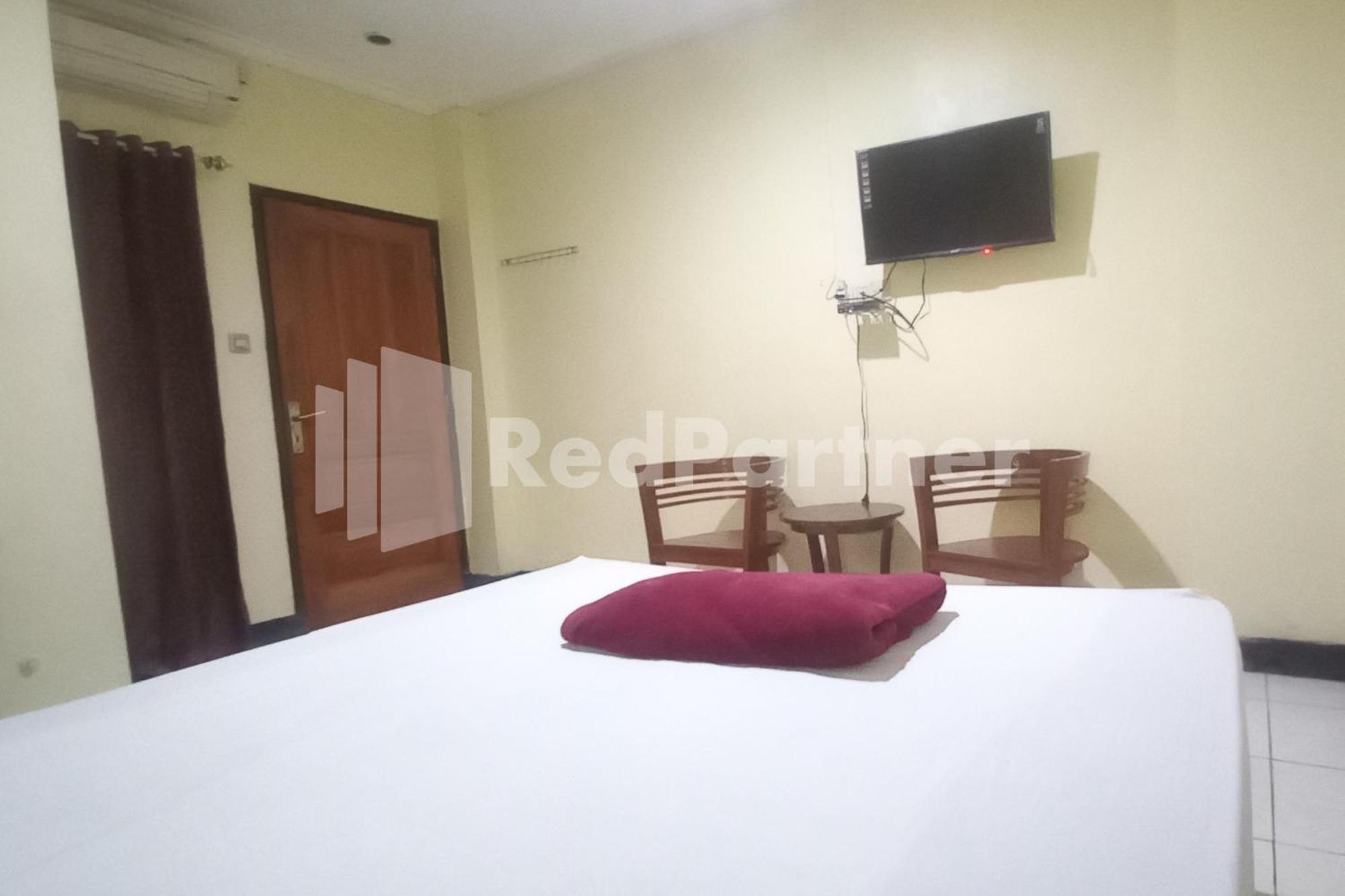 Hotel Palem 2 Syariah Malang Redpartner Exterior photo