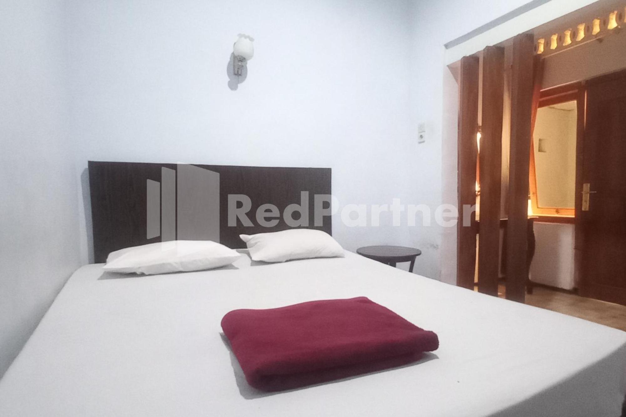 Hotel Palem 2 Syariah Malang Redpartner Exterior photo